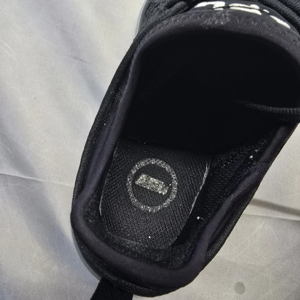 APL Techloom Phantom Women Sz 8.5‎ Shoes Black/metallic/white